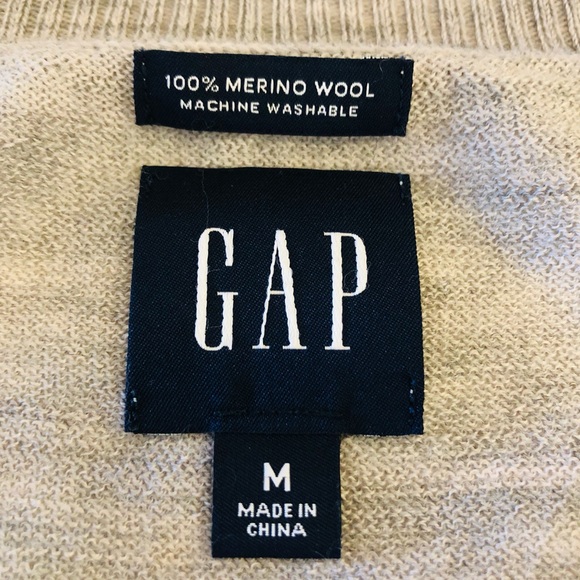 Gap 100% Merino Wool Sweater - Picture 2 of 12